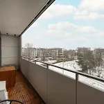 شقة Bright Two Bedroom In With Air Conditioning And Parking By Renters *