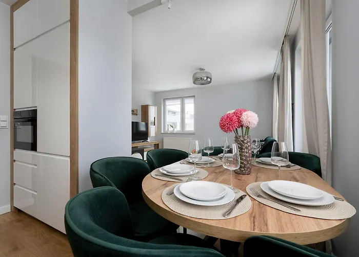 Apartment Bright Two Bedroom In With Air Conditioning And Parking By Renters Wroclaw